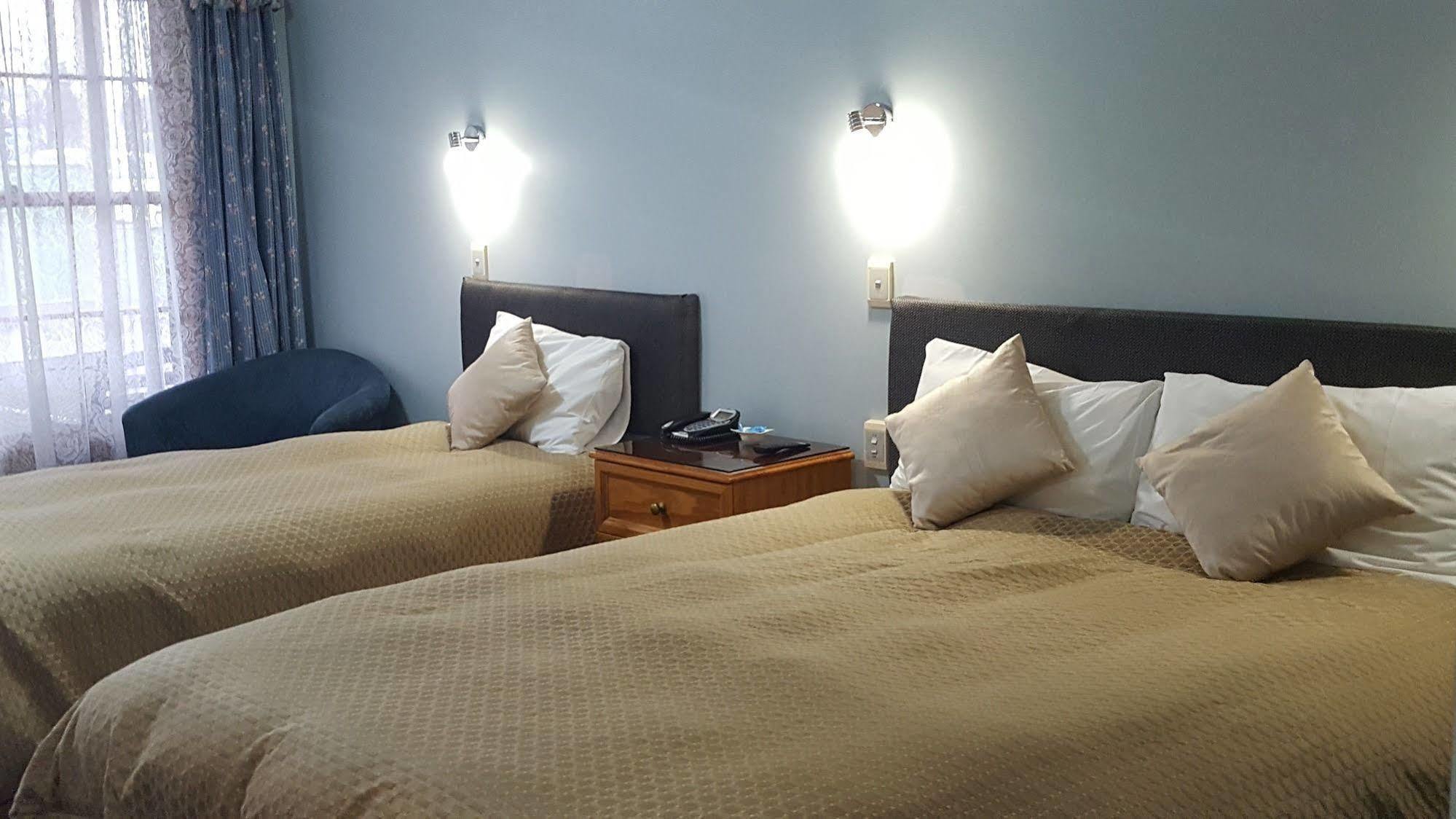 Sandstock Motor Inn آرميدال المظهر الخارجي الصورة